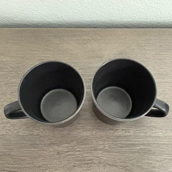 Starbucks • 2009 Matte Black Ceramic Mugs with White Glazed Rim - Set of 2 - Picture 10 of 11